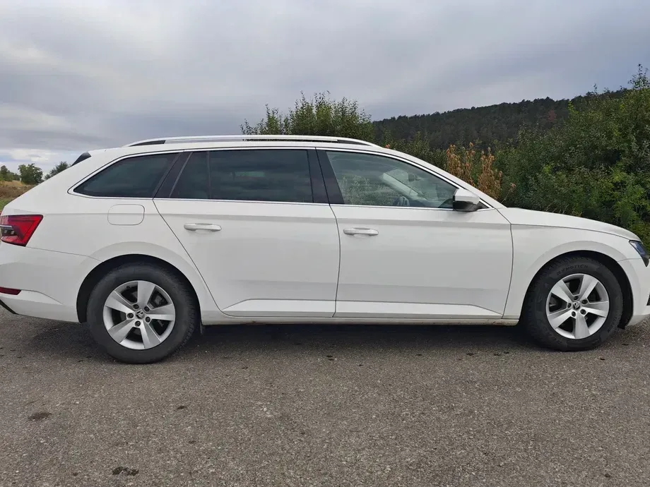 Škoda Superb III 2.0 TDI DSG Premium Edition — imagine 7