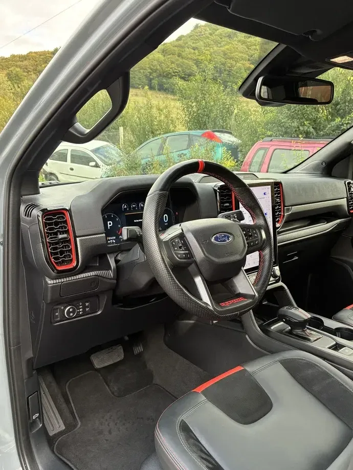 Ford Raptor — imagine 7
