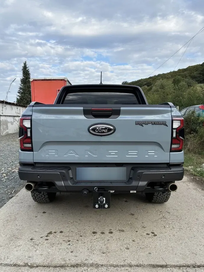 Ford Raptor — imagine 9