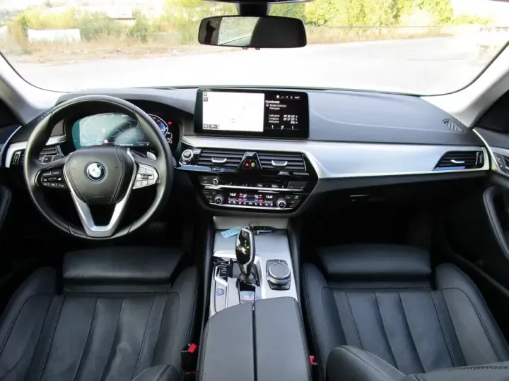 BMW Seria 5 G30/G31 530e xDrive AT PHEV