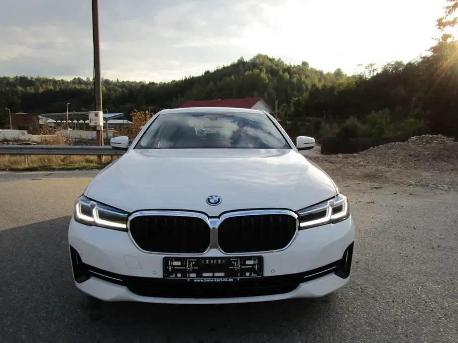 BMW Seria 5 G30/G31 530e xDrive AT PHEV — imagine 9