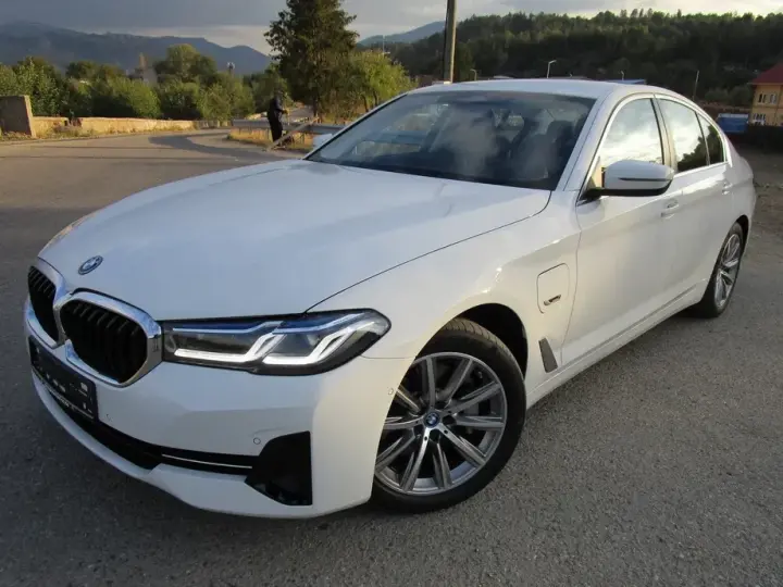 BMW Seria 5 G30/G31 530e xDrive AT PHEV