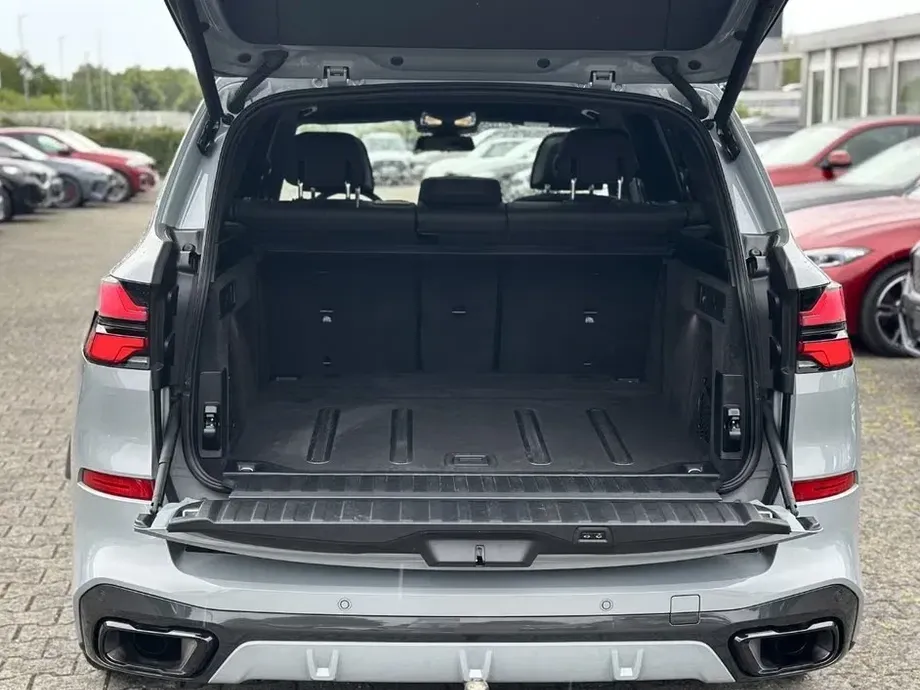 BMW X5 xDrive30d — imagine 8