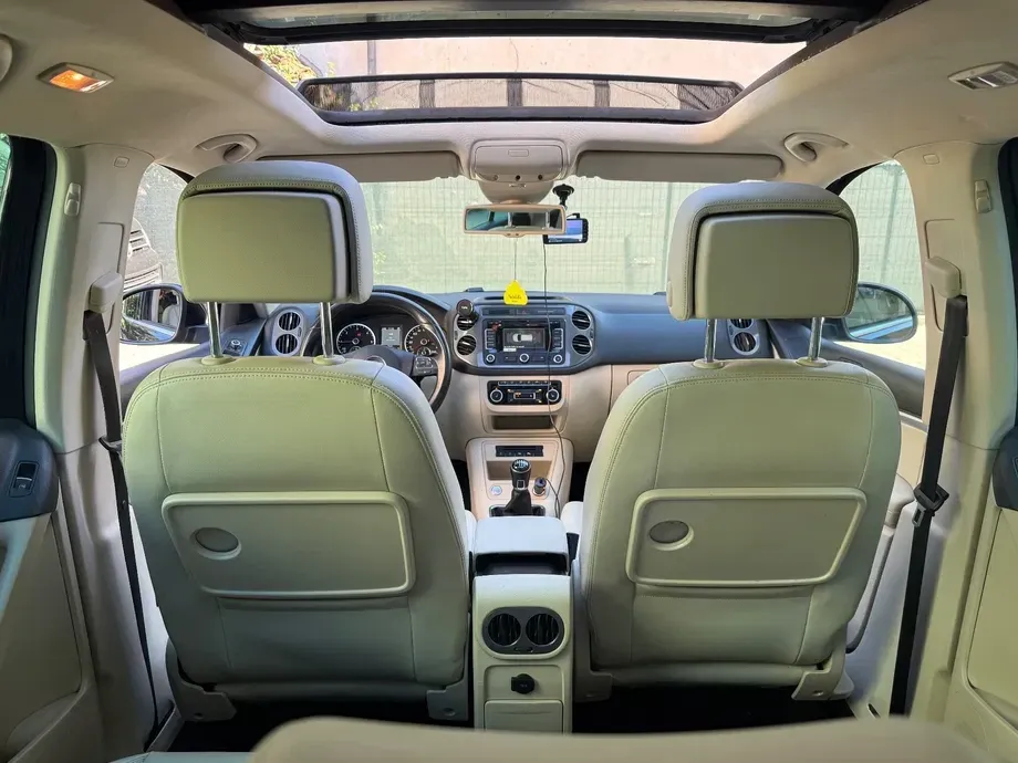 Volkswagen Tiguan I 2.0 TDI DPF 4Motion BlueMotion Technology Exclusive — imagine 8