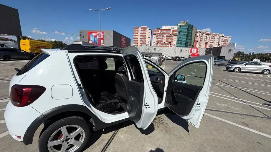 Dacia Sandero 1.5 DCI Easy-R Stepway Prestige — imagine 2