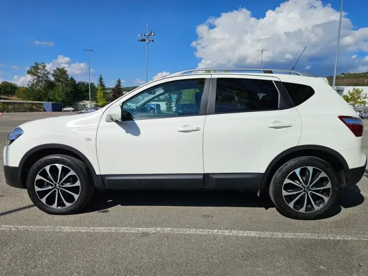 Nissan Qashqai I 1.6 DCI 4 x 4 DPF Start/Stop 360