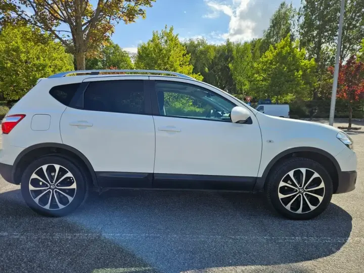 Nissan Qashqai I 1.6 DCI 4 x 4 DPF Start/Stop 360