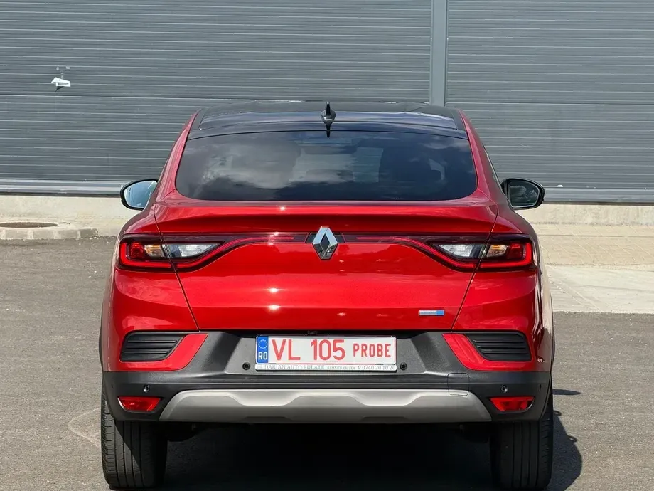 Renault Arkana E-TECH 145 INTENS — imagine 8