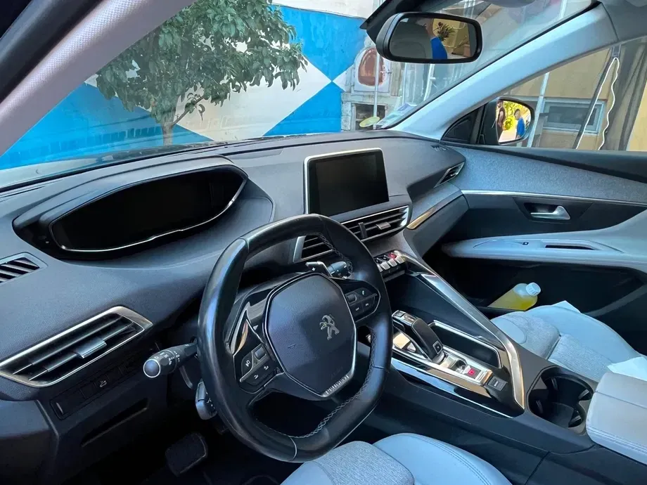 Peugeot 3008 II 1.5 BlueHDI 130 EAT8 Active Pack — imagine 8