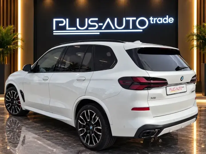 BMW X5 M G05