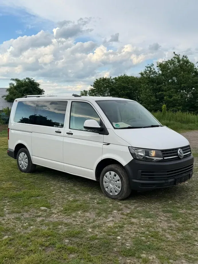 Volkswagen Caravelle KR Comfortline — imagine 9