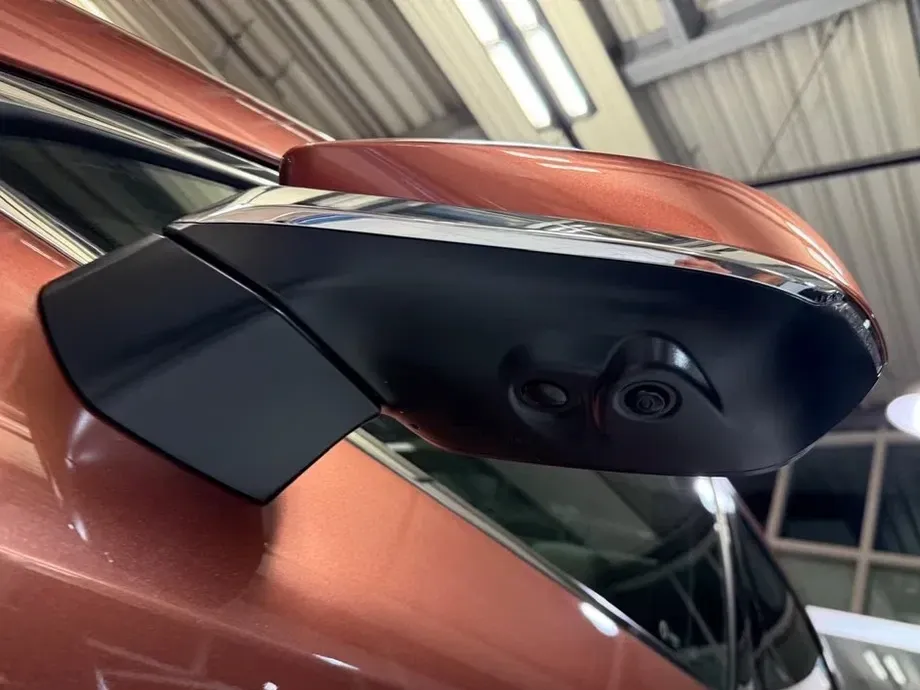 Lexus RX 450h+ E-Four PHEV Luxury — imagine 8