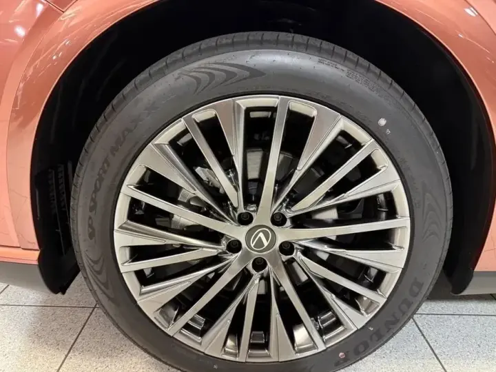 Lexus RX 450h+ E-Four PHEV Luxury