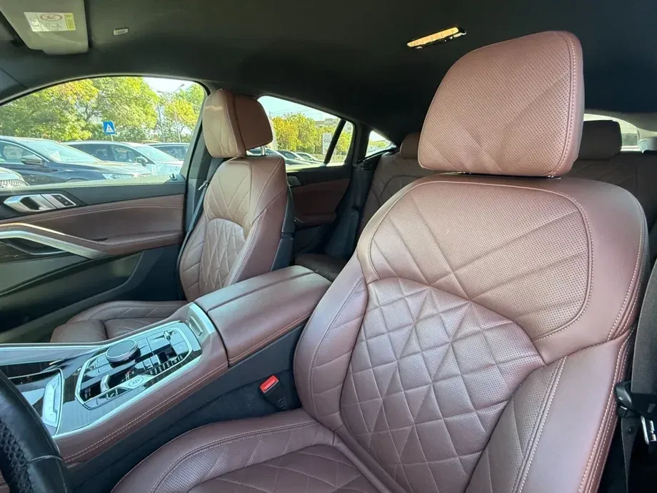 BMW X6 xDrive30d AT MHEV — imagine 8