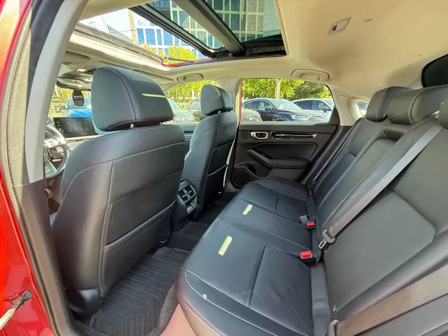 Honda Civic 2.0 e:HEV E-CVT Advance — imagine 9
