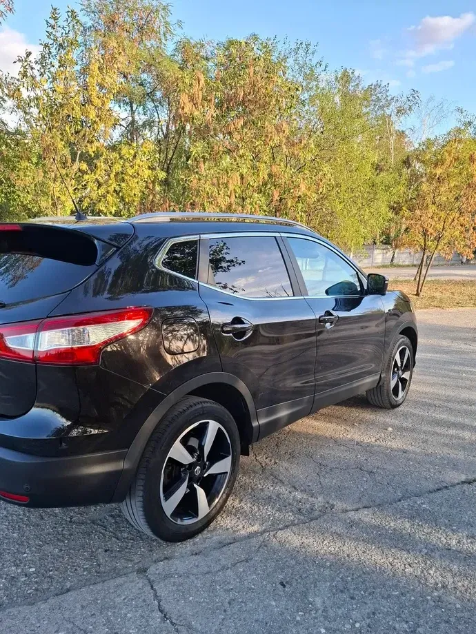 Nissan Qashqai II 1.6 DCI Start/Stop N-Connecta — imagine 3