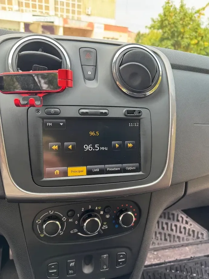 Dacia Sandero 0.9 Stepway — imagine 8