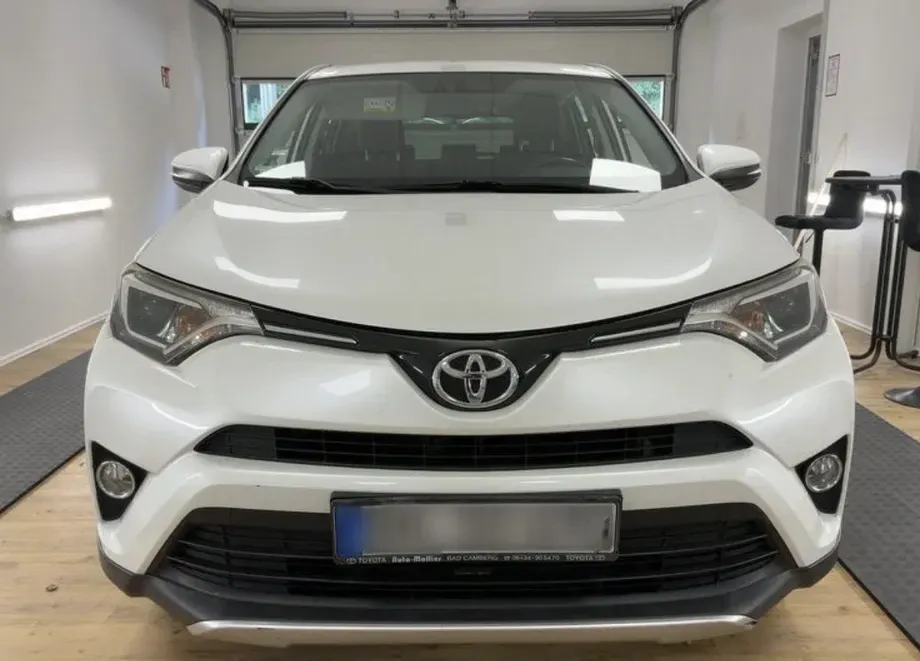 Toyota RAV4 2.0 D-4D 4x2 Start-Stop Edition — imagine 5