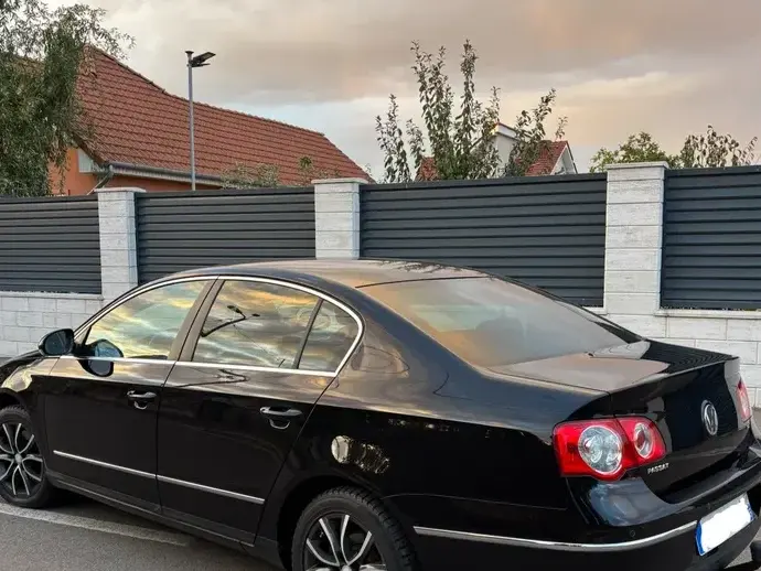 Volkswagen Passat B6 2.0 TDI DPF Sportline Blue Motion Technology
