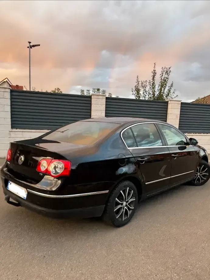 Volkswagen Passat B6 2.0 TDI DPF Sportline Blue Motion Technology — imagine 5