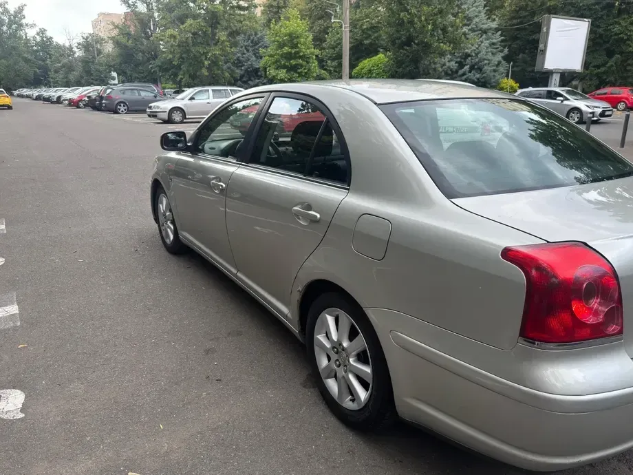 Toyota Avensis II 1.8 Comfort — imagine 10