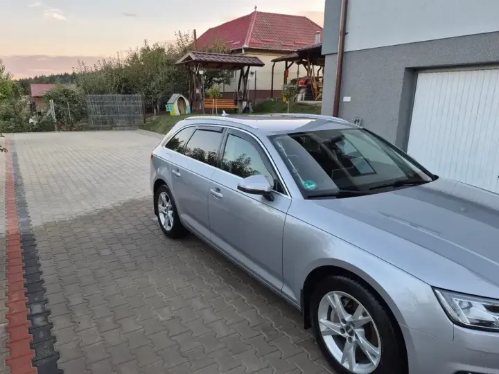 Audi A4 Avant B9 2.0 TDI S tronic