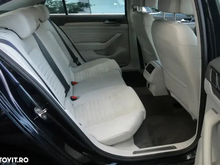 Volkswagen Passat B8 2.0 TDI DSG Highline
