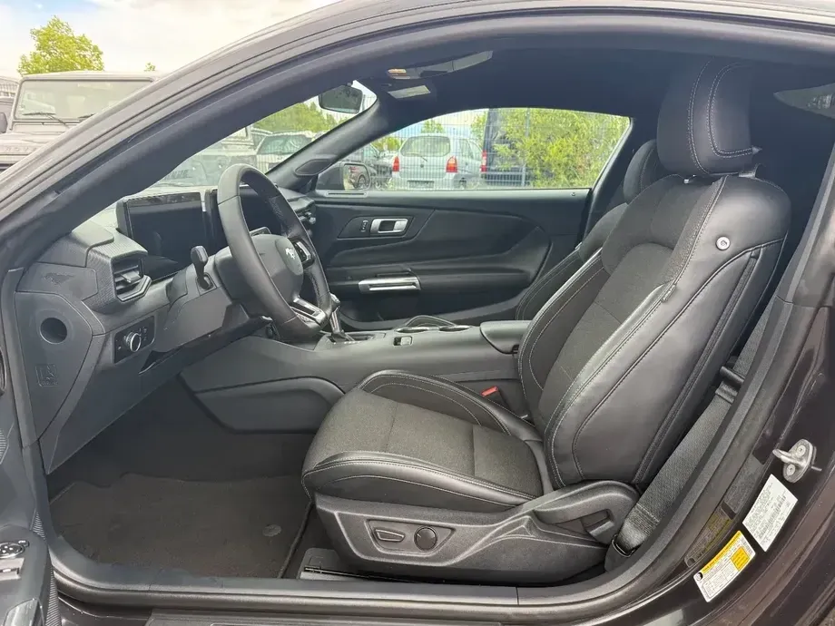 Ford Mustang VI 2.3 Eco Boost Aut. — imagine 5