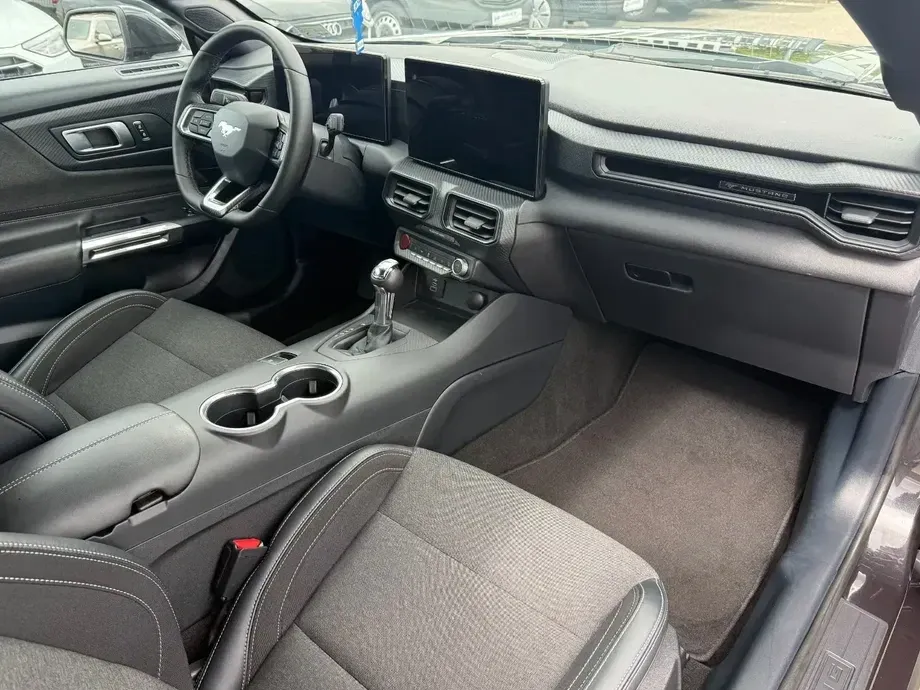 Ford Mustang VI 2.3 Eco Boost Aut. — imagine 7
