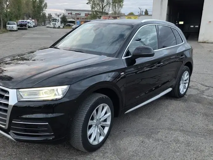 Audi Q5 FY 2.0 TDI Quattro S tronic Sport