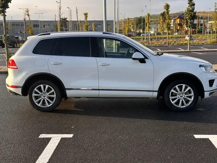 Volkswagen Touareg 3.0 V6 TDI Blue Motion DPF Automatik