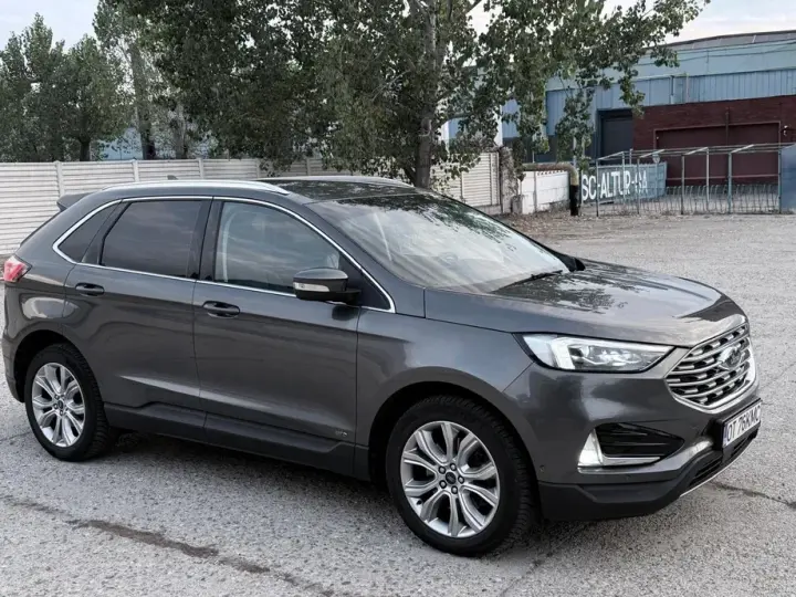 Ford Edge II 2.0 Panther A8 AWD Titanium