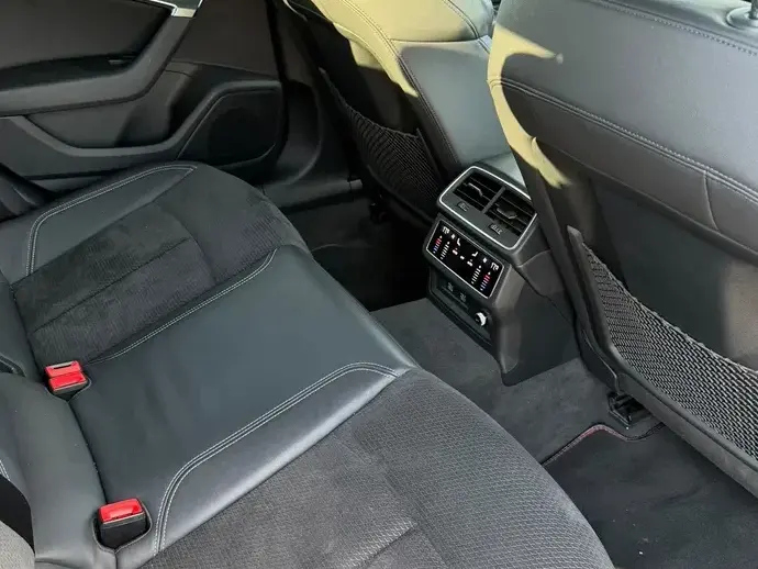 Audi A7 Sportback C8 55 TFSIe quattro S tronic