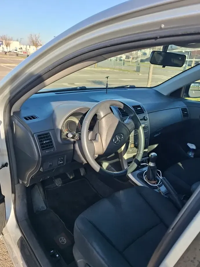 Toyota Corolla 1.4 D-4D Luna — imagine 5