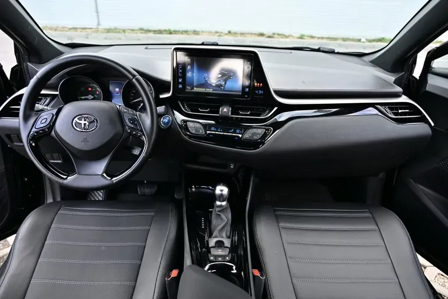 Toyota C-HR Business-Edition — imagine 8