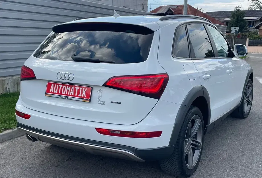 Audi Q5 8R 2.0 TDI Quattro S tronic — imagine 4