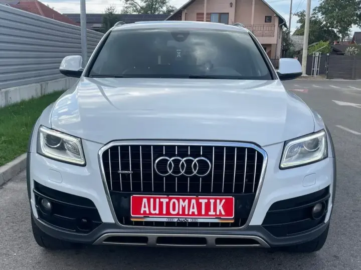 Audi Q5 8R 2.0 TDI Quattro S tronic