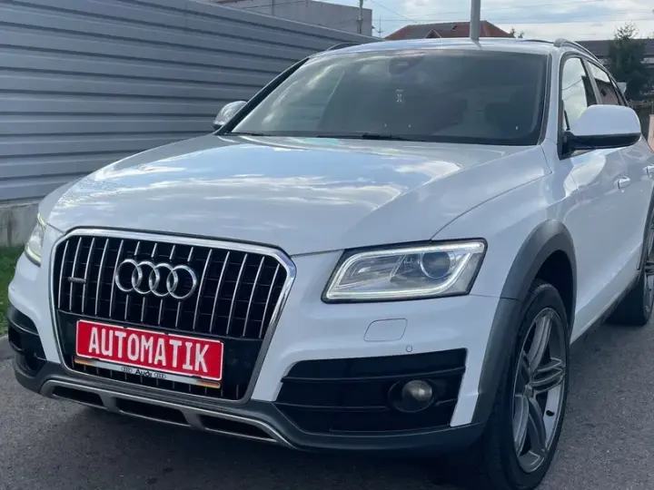 Audi Q5 8R 2.0 TDI Quattro S tronic
