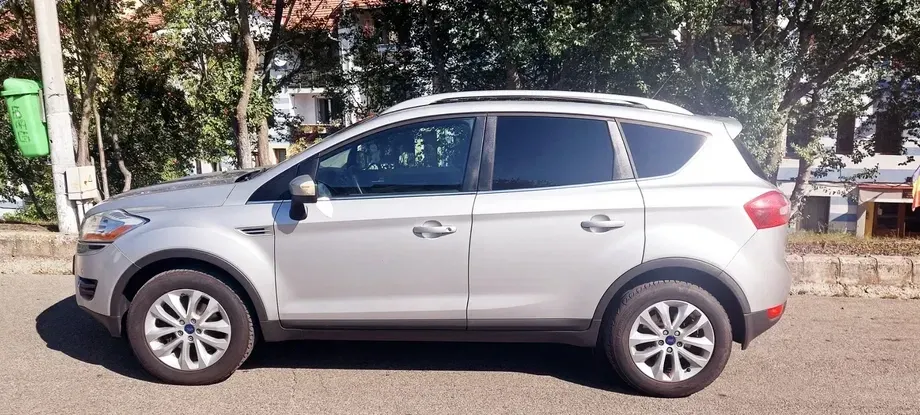 Ford Kuga I 2.0 TDCi 4x4 Titanium — imagine 3
