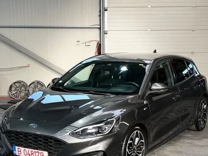 Ford Focus 1.5 EcoBlue ST Line Business