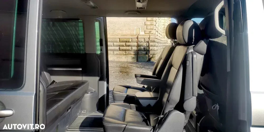 Volkswagen Transporter Multivan DSG Highline — imagine 6