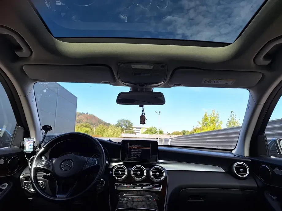 Mercedes-Benz GLC — imagine 8