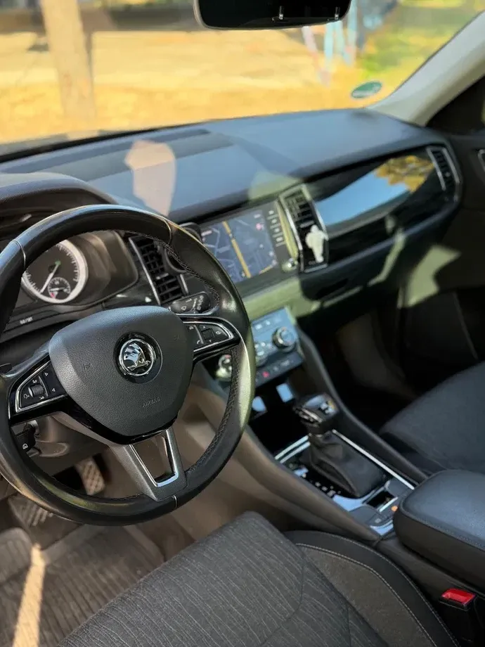 Škoda Kodiaq 2.0 TDI 4X4 DSG Style — imagine 8