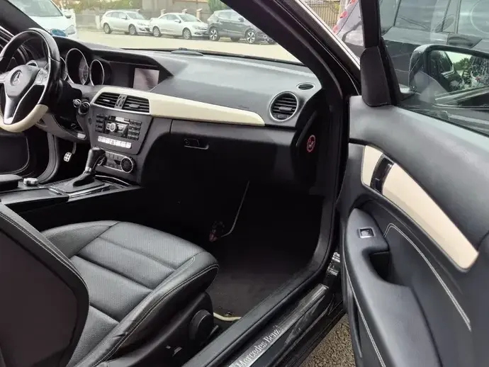 Mercedes-Benz C W204