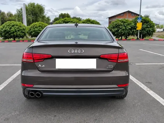 Audi A4 Limuzina B9 2.0 TDI quattro S tronic Sport