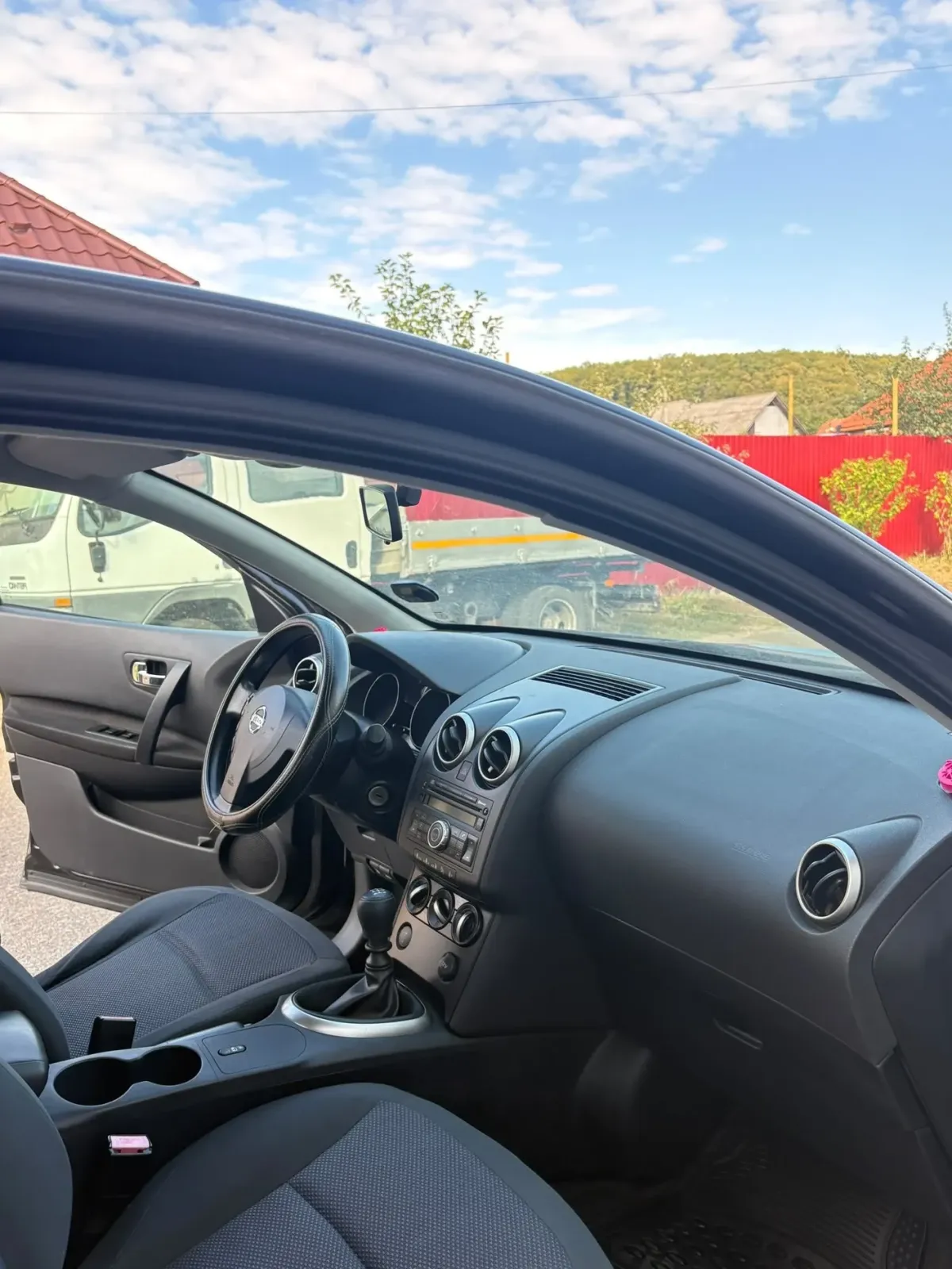 Nissan Qashqai 1.5 DCI Tekna — imagine 10