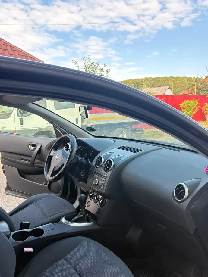 Nissan Qashqai 1.5 DCI Tekna — imagine 4