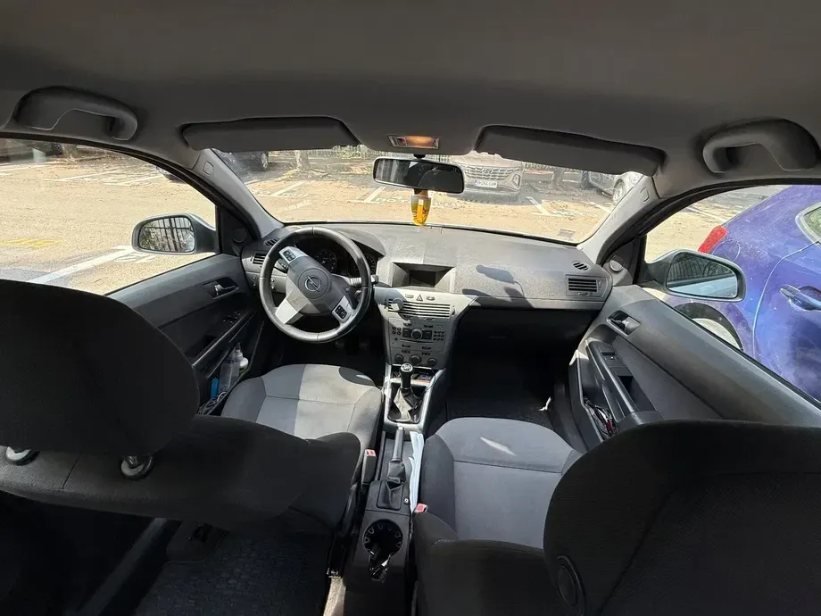 Opel Astra H 1.6 — imagine 3