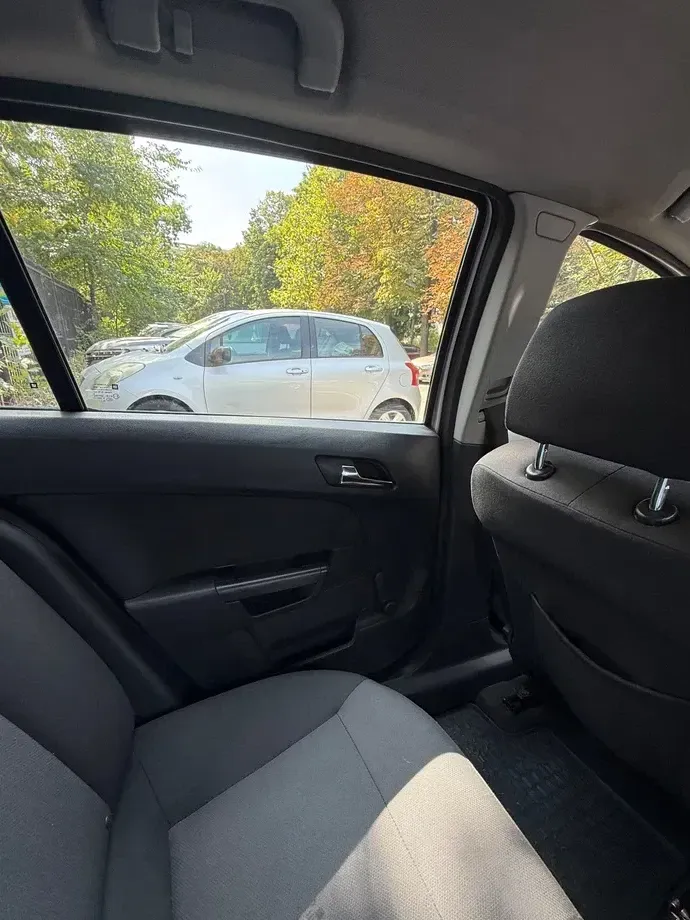 Opel Astra H 1.6 — imagine 2
