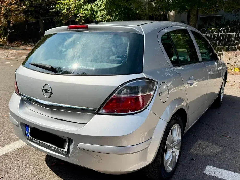 Opel Astra H 1.6 — imagine 10